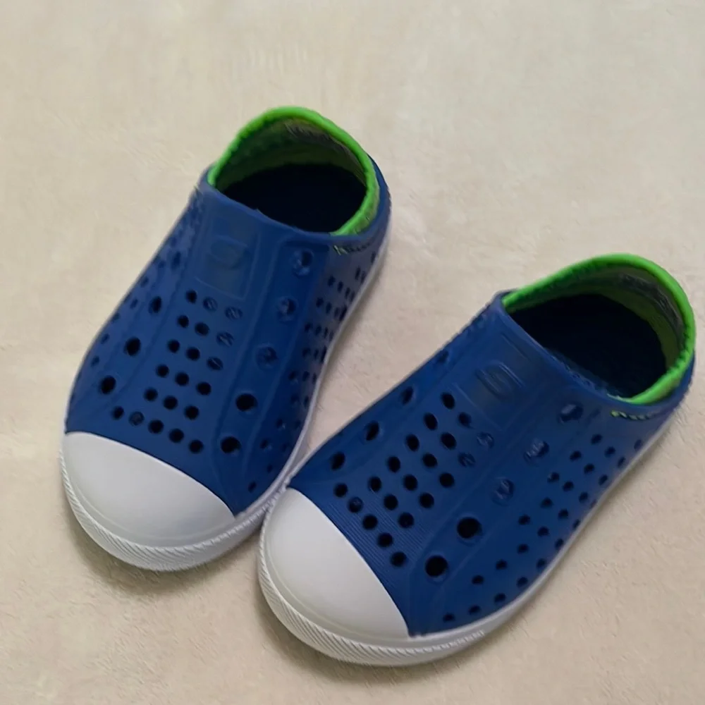 NWOT Skechers Foamies Unisex Guzman Slip On Water Shoes Size 6 (Baby/Toddler)